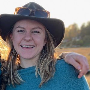 Meet your Posher, Carleigh